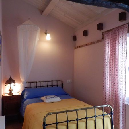 Casa Candana La Candana de Curueno المظهر الخارجي الصورة